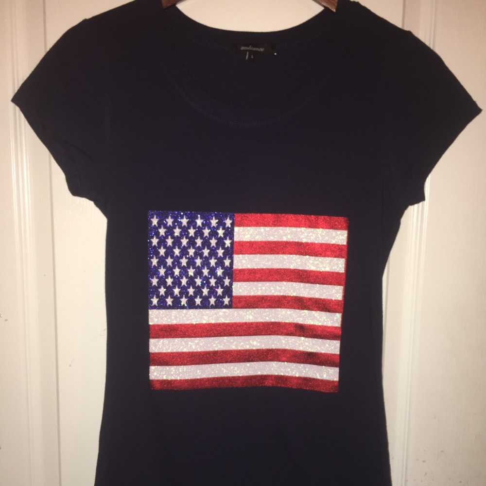 Women’s custom T shirt w/glitter FLAG USA